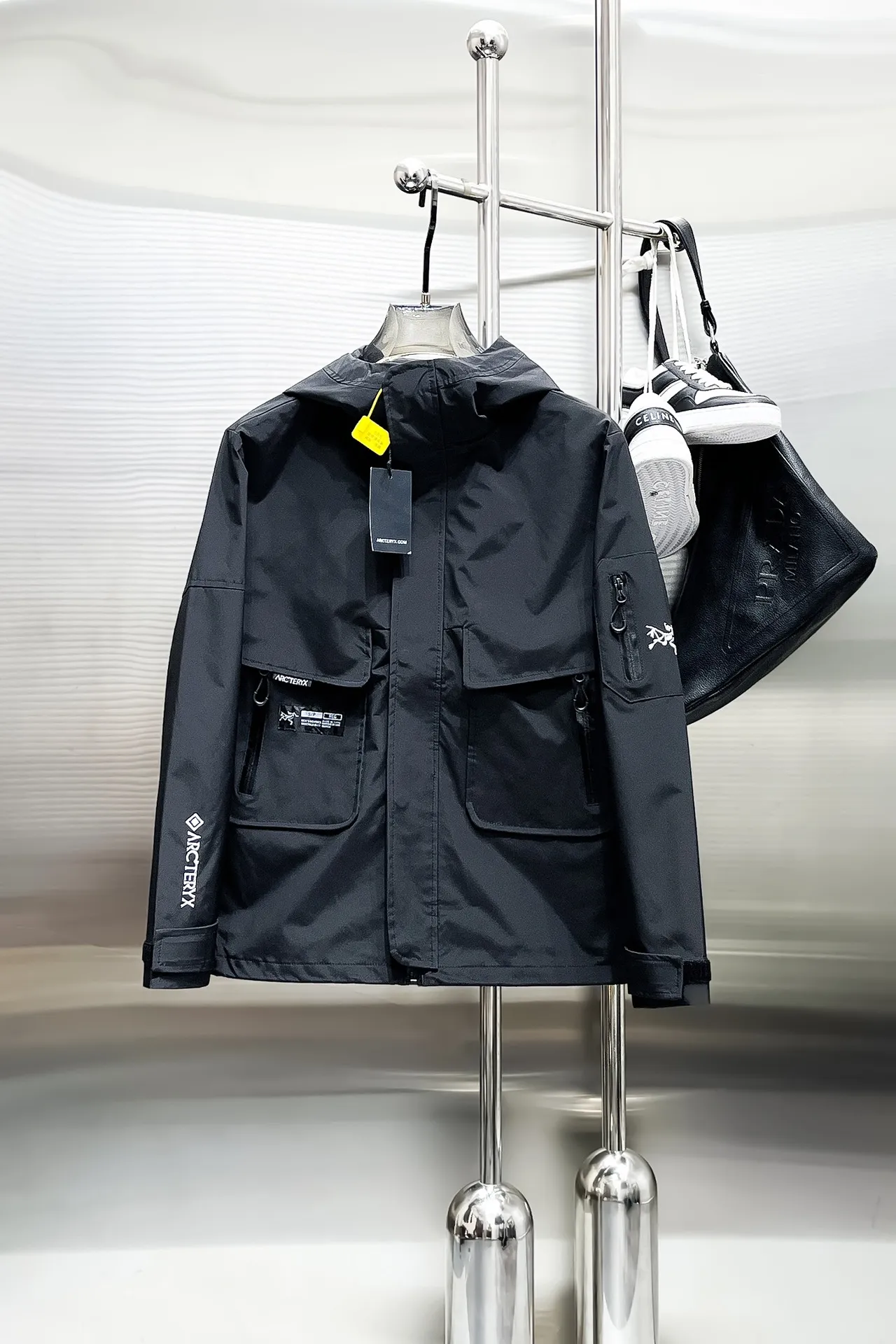 Same Style， ， 2026 New Arrival ， Original Premium Breathable ， ， ， Quality。 ， Sizes：M～3XL